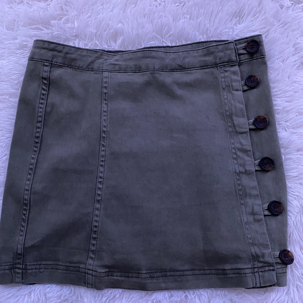 green skirt